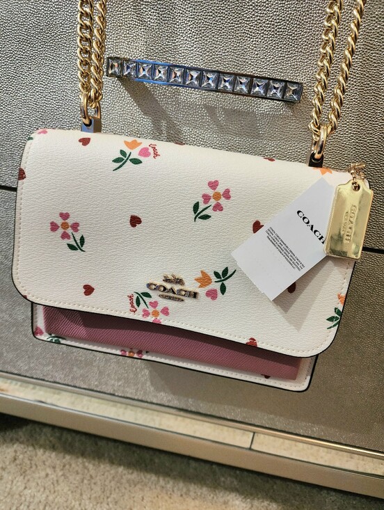 Coach Handbags - Coach Heart Petal Floral Purse Bag Gold Chain Crossbody Klaire Pink New C7596